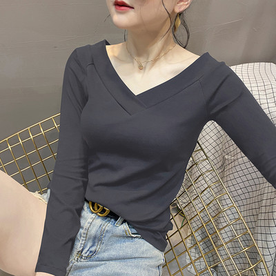 Дамска ежедневна блуза изчистен модел с дълъг ръкав