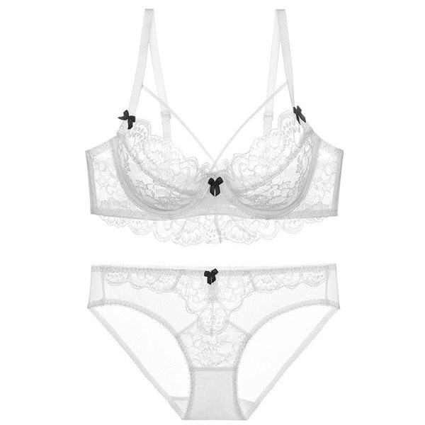 Intimni ženski čipkani komplet iz dva dijela - bikini i grudnjak