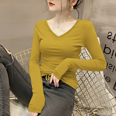 Дамска блуза изчистен модел с V-образно деколте