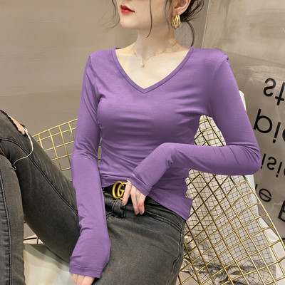 Дамска блуза изчистен модел с V-образно деколте