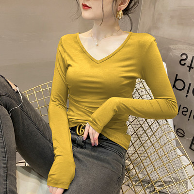 Дамска блуза изчистен модел с V-образно деколте