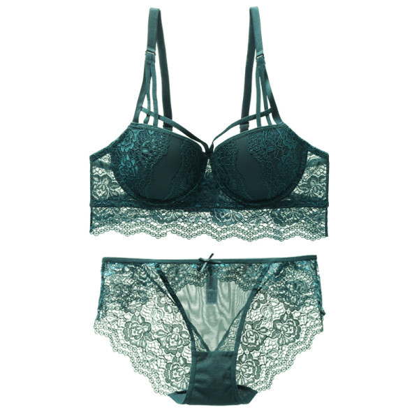 Csipke kétrészes szett push-up melltartóval és magas derekú bugyival