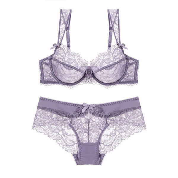 Čipkani dvodijelni set s podesivim naramenicama i gaćicama visokog struka