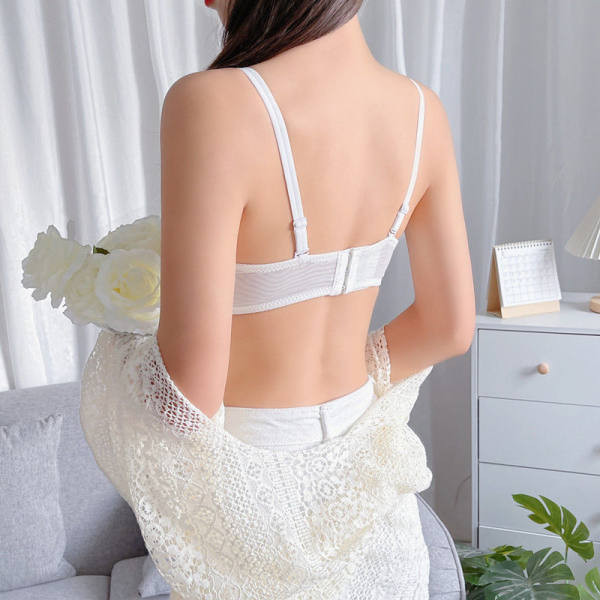 Ženski čipkasti grudnjak s tilom i vezom