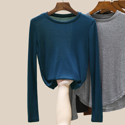 Jednobojna ženska bluza dugih rukava s okruglim izrezom