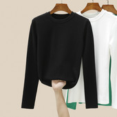 Изчистен модел дамска блуза с овално деколте