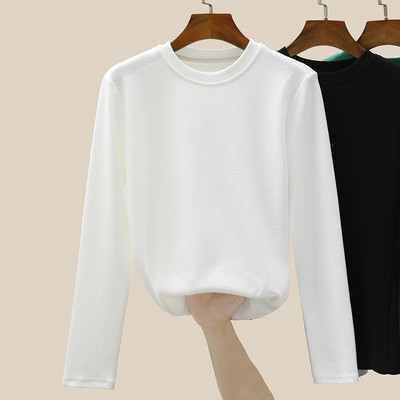 Изчистен модел дамска блуза с овално деколте