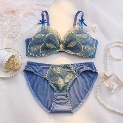 Ženski dvodijelni komplet donjeg rublja s vezom od čipke