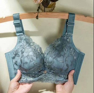 Moteriška laisvalaikio liemenėlė su siuvinėjimais ir reguliuojamais petnešėlėmis