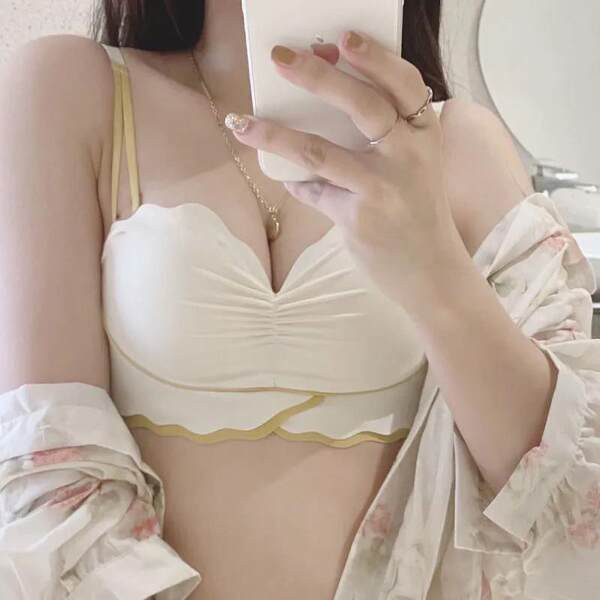 Dviejų dalių moteriška krūtinė liemenėlė ir bikinio apatinės dalies komplektas