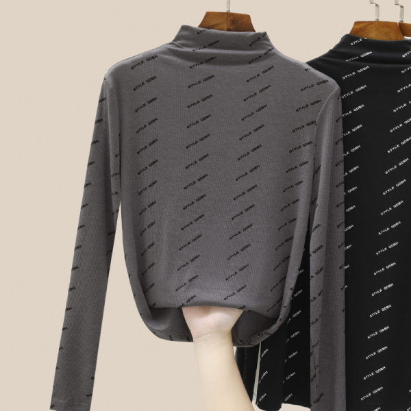 Дамска блуза с поло яка 