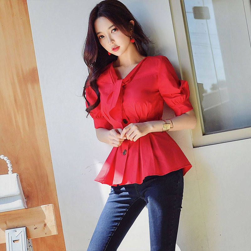 Dabuwawa Elegantna crvena bluza s V izrezom i gumbom za kravatu sprijeda Ženske majice s lanternastim rukavima Jednobojne elegantne košulje Bluze za uredske dame DT1BST011