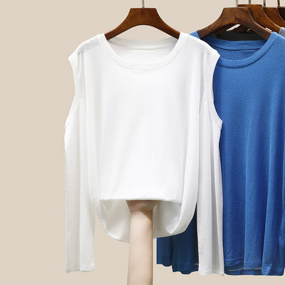 Moderna ženska bluza golih ramena i okruglog dekoltea