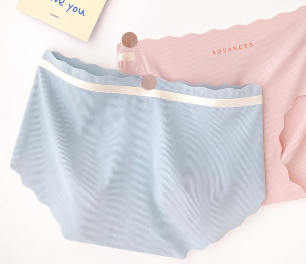 Chiloți de damă cu talie înaltă - mai multe culori