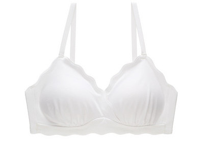 Besiūlė moteriška liemenėlė su reguliuojamais petnešėlėmis