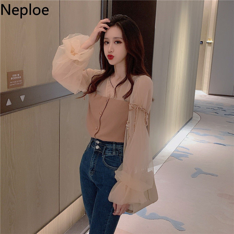 Neploe Retro csipkefoltos kötött blúz női V nyakú puff hosszú ujjú pulóver Blusas őszi tavaszi vékony gombos dizájn ing 48000