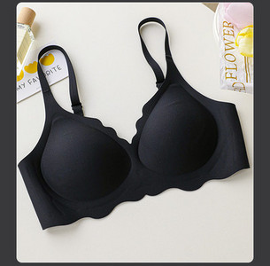 Naiste rinnahoidja tüüpi spordipesu – õmblusteta