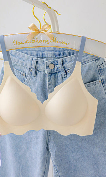 Lenjerie sport pentru femei de tip sutien - fără cusături