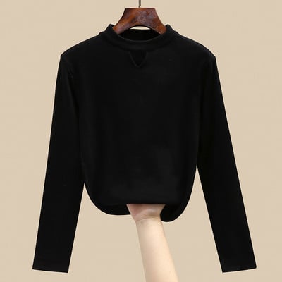 Moteriška laisvalaikio palaidinė su ovalia iškirpte ir iškirpta dalimi