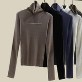 Дамска блуза с висока яка