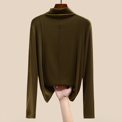 Novi model ženske bluze sa polo kragnom i dugim rukavima