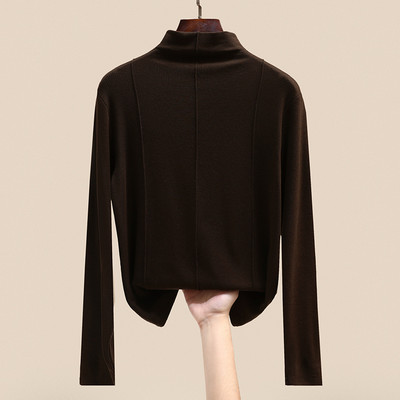 Novi model ženske bluze sa polo kragnom i dugim rukavima