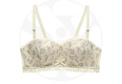 Intimni ženski komplet sa cvjetnim uzorkom