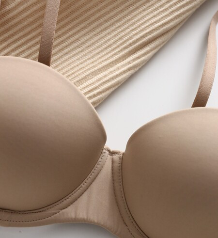 Egyszínű női melltartó állítható pántokkal