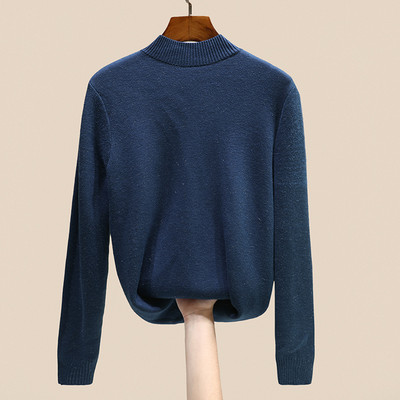 Дамска блуза с дълъг ръкав и поло яка подходяща за ежедневието