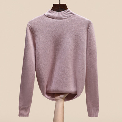 Дамска блуза с дълъг ръкав и поло яка подходяща за ежедневието