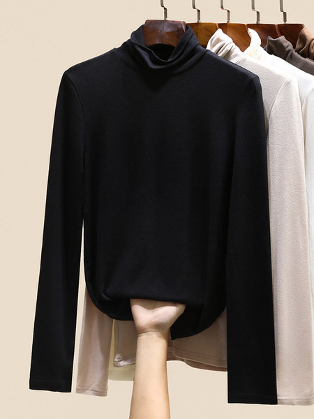 Plataus modelio moteriška palaidinė su polo apykakle