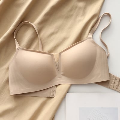 Besiūlė moteriška liemenėlė su liftingo efektu ir reguliuojamais petnešėlėmis