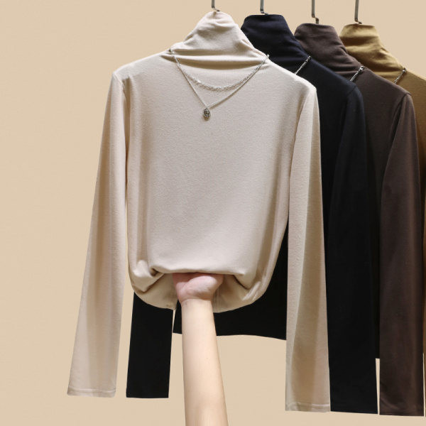 Moodne polokrae ja metallilise elemendiga pluus naistele