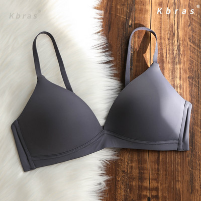 Naiste rinnahoidja kolmnurkse topsiga - mitut värvi