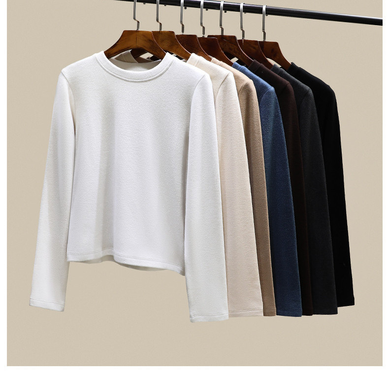 Есенна дамска блуза изчистен модел