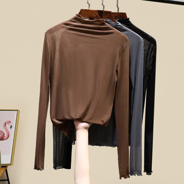 Bluză de damă cu mâneci lungi și guler polo