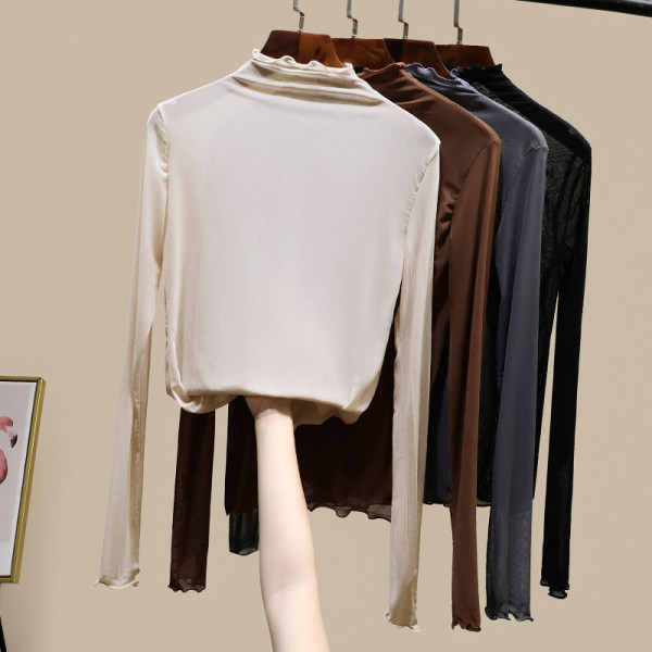 Bluză de damă cu mâneci lungi și guler polo