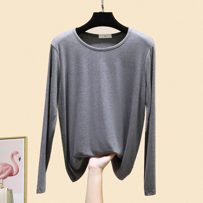 Вталена дамска блуза изчистен модел