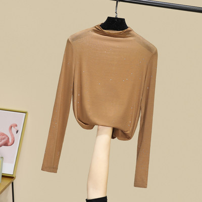 Moteriška elegantiška palaidinė su blizgučiais