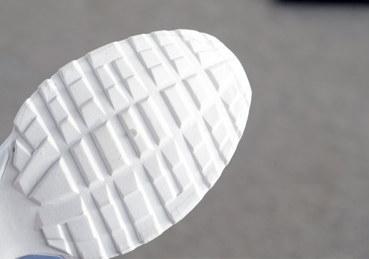 Mugavad hingavad valged tossud Naiste tossud Mood vabaajajalatsid Naiste tossud naistele Chaussure Femme