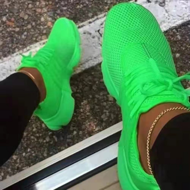 Sportiniai bateliai 2022 m. madingi suvarstomi platforma moteriški batai vasariniai didesnio dydžio plokščio tinklelio sportiniai batai moterims, vulkanizuojantys batai