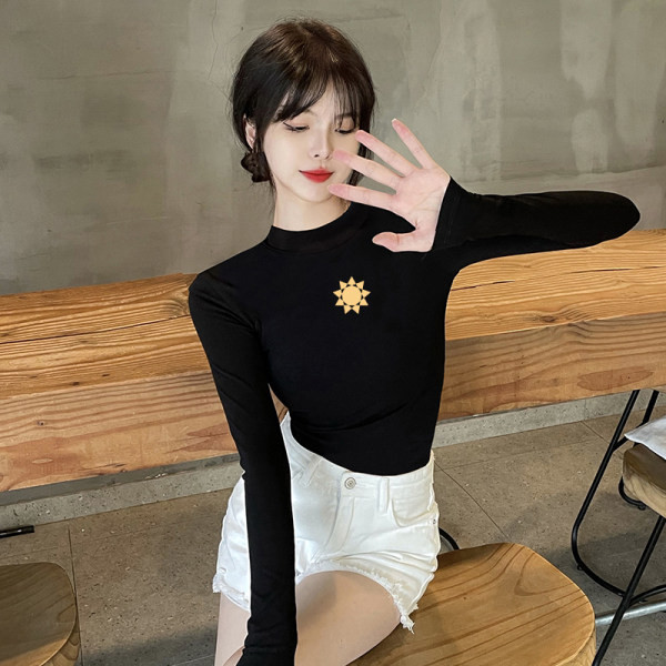 Pikkade varrukatega päikeseaplikatsiooniga vabaaja pluus naistele