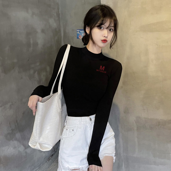 Дамска блуза с дълъг ръкав и надпис-висока яка 