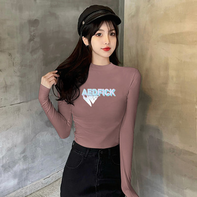 Дамска вталена блуза с висока яка и дълъг ръкав