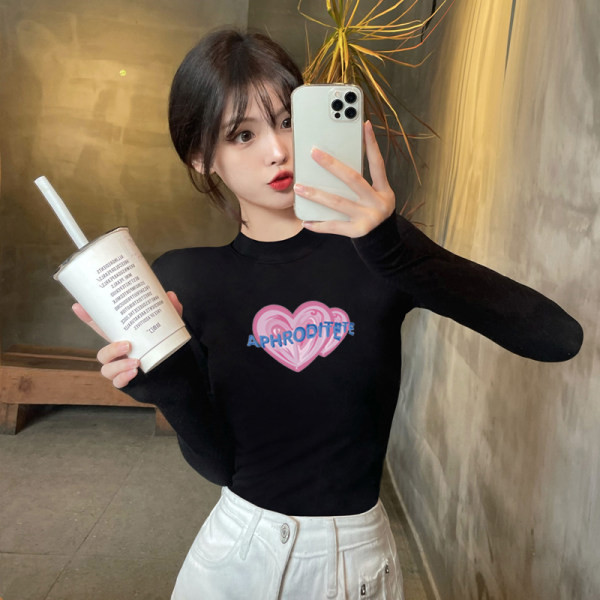 Laisva moteriška palaidinė su kelių spalvų raštu