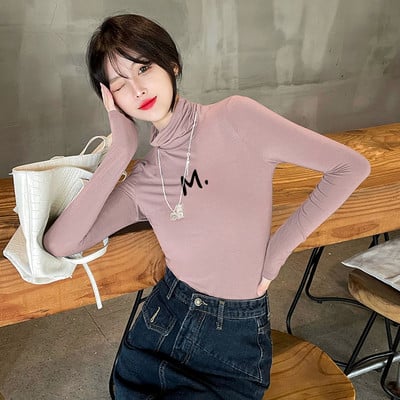 Ежедневна дамска блуза с поло яка и надпис