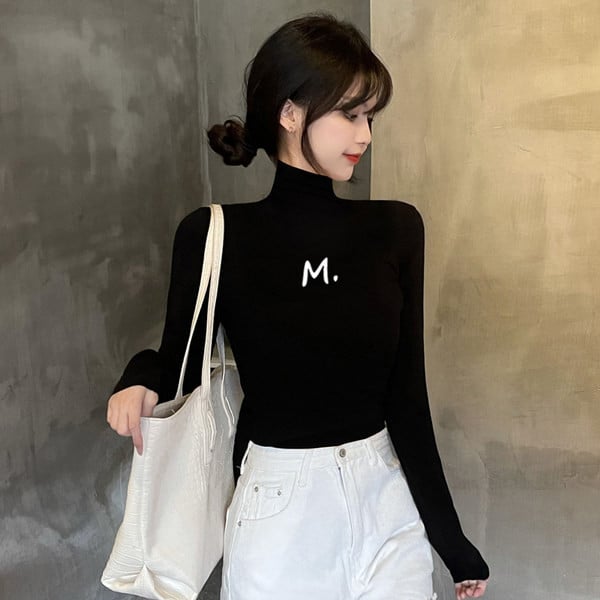 Ежедневна дамска блуза с поло яка и надпис