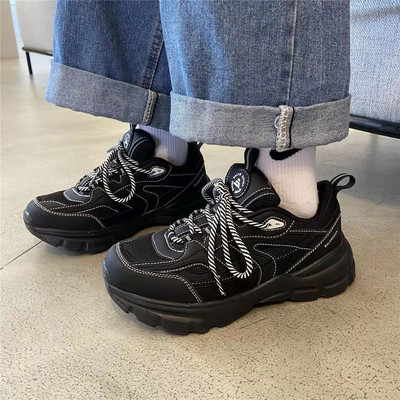 2022 m. pavasario ir vasaros moteriški sportbačiai tinkliniai, orui pralaidūs suvarstomi moteriški laisvalaikio batai storu dugnu plokšti plius dydžio vulkanizuoti batai