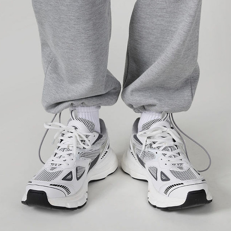 2022 m. pavasario ir vasaros moteriški sportbačiai tinkliniai, orui pralaidūs suvarstomi moteriški laisvalaikio batai storu dugnu plokšti plius dydžio vulkanizuoti batai