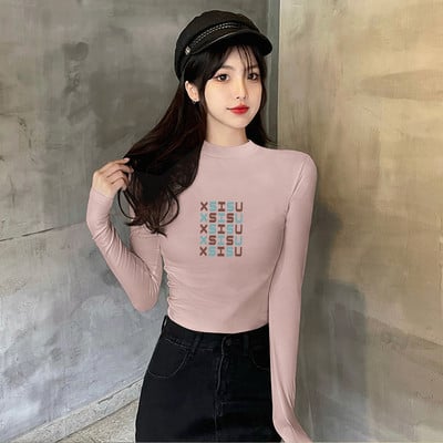 Elastinė moteriška palaidinė su ilgomis rankovėmis ir užrašu